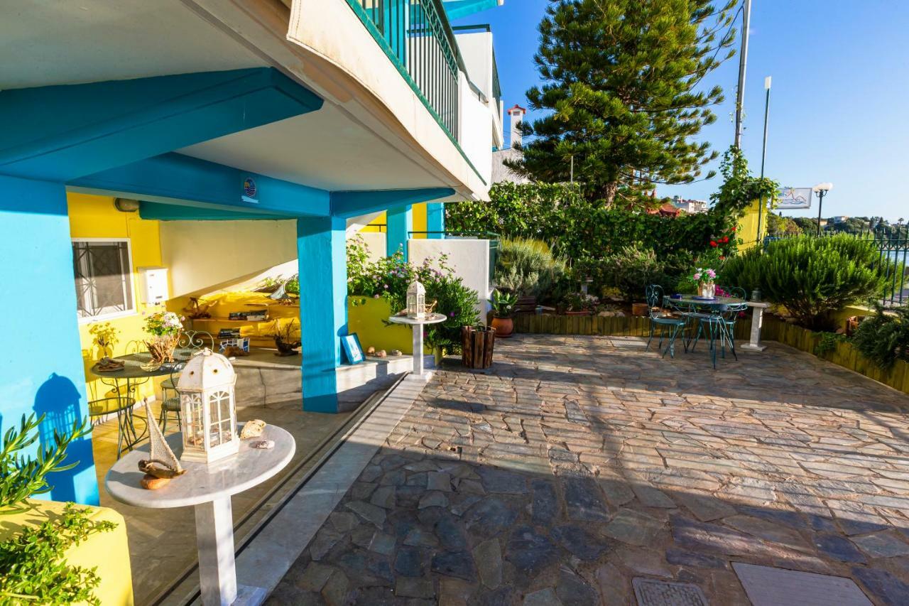 Iris Apartments Храни Экстерьер фото