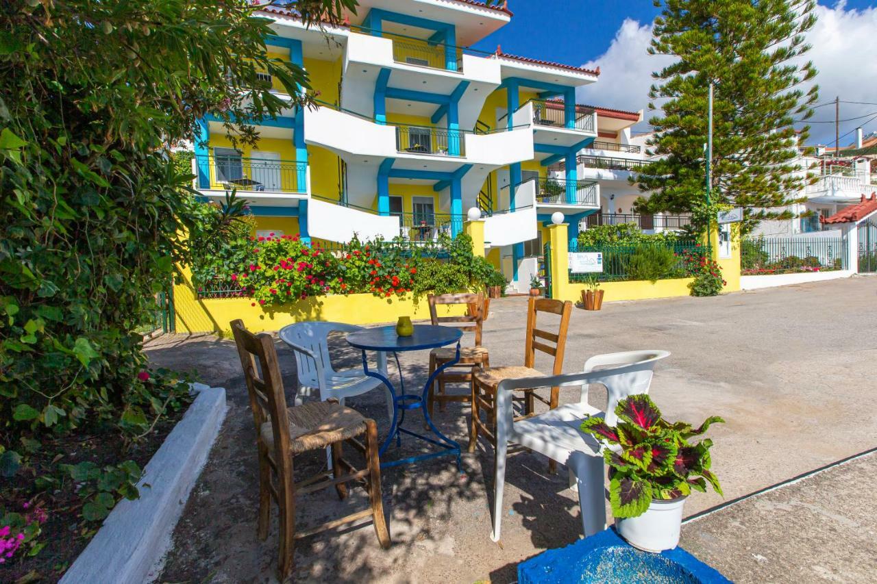 Iris Apartments Храни Экстерьер фото