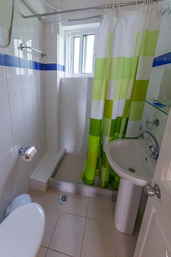 Iris Apartments Храни Экстерьер фото